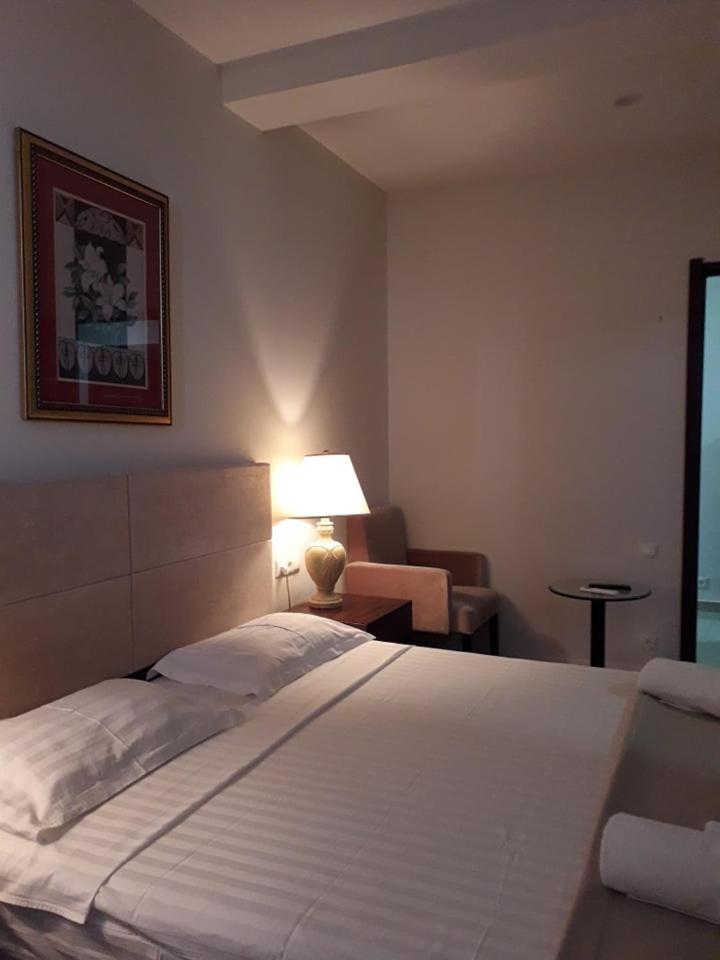 Belgrade Rustaveli Hotel Kobuleti Kültér fotó